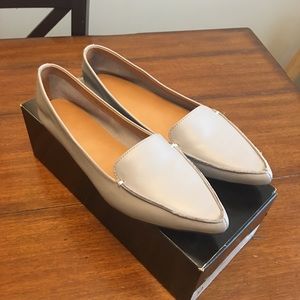 NWT never worn JCrew grey pointy toe flats! Size 9